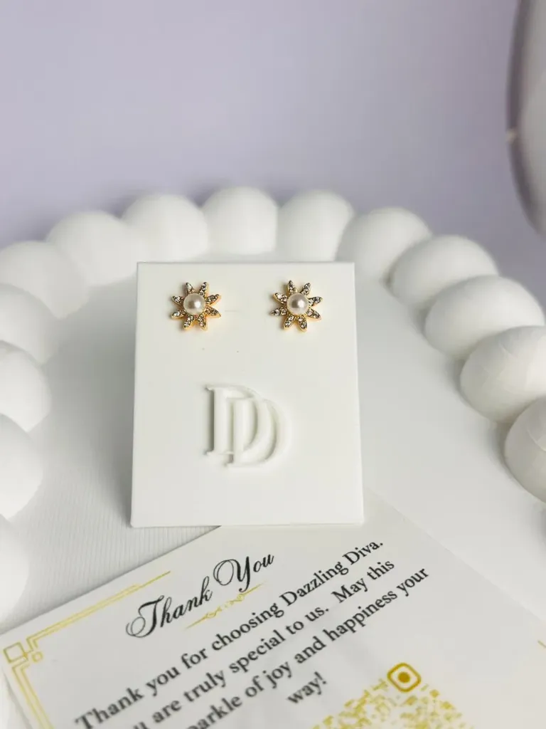 Royal Pearl bloom stud 2.webp