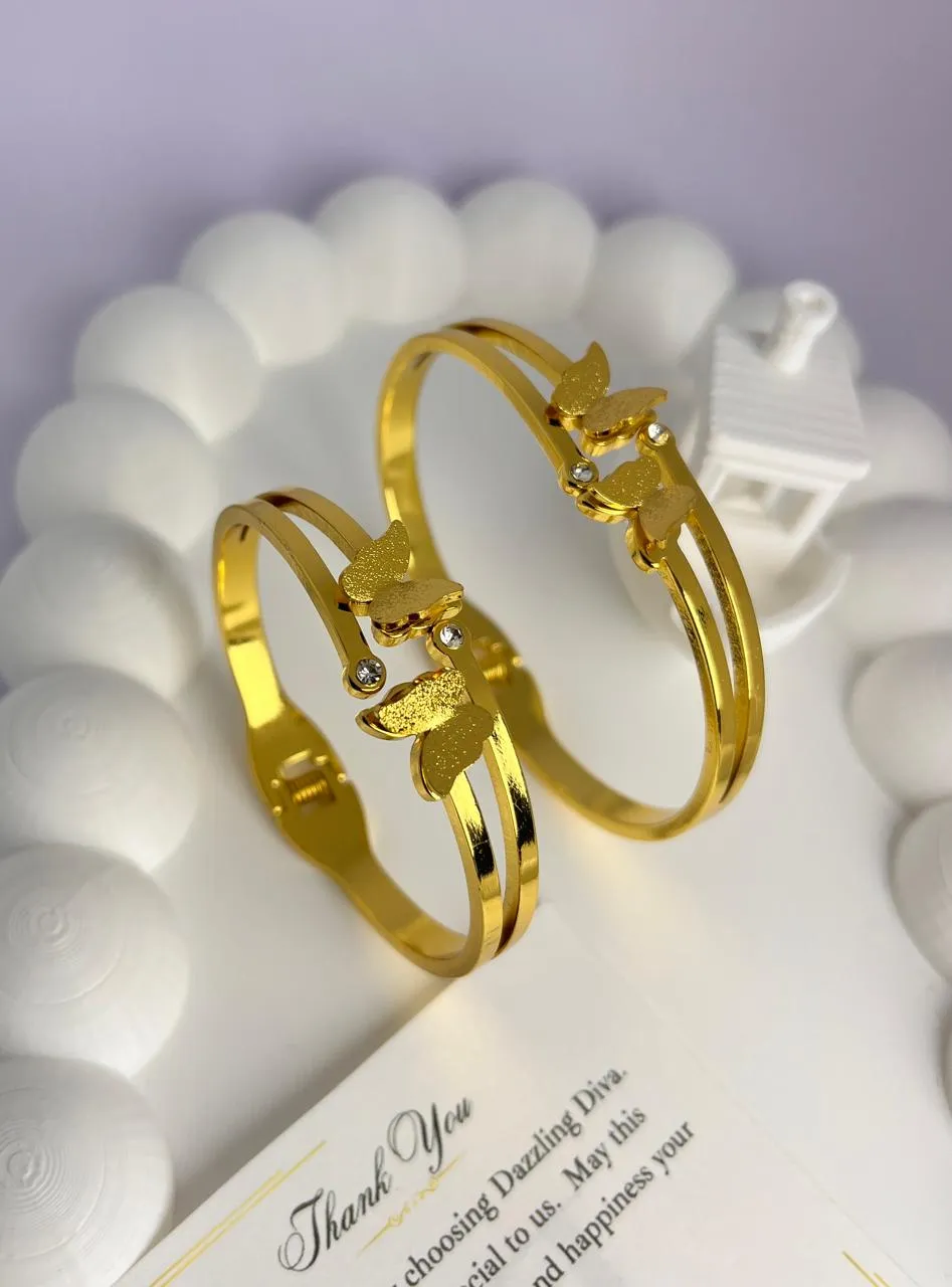 [Twn-glow-butterfly bnglr- combo] Twin Glow Butterfly Bangle (Combo)