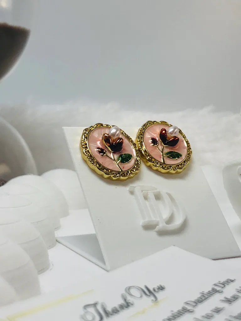 [Stud-enml-Mros] Enamel stud maroon rose