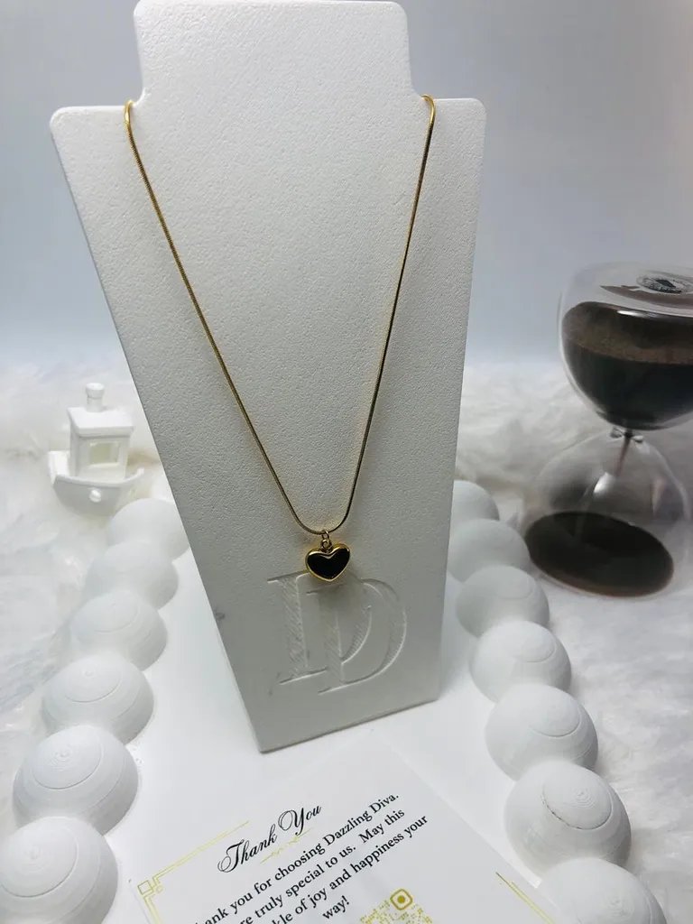 [Pntd-chn-Hrt] Heart pendant chain (black)